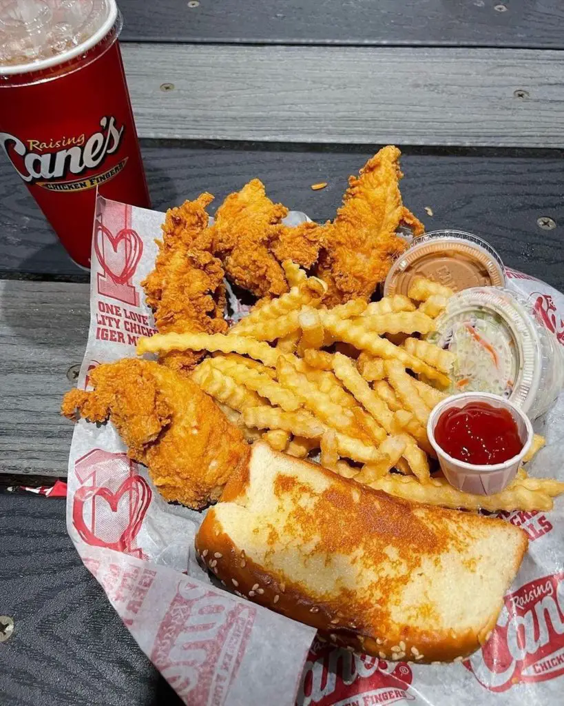 Raising Cane’s to Open Southwest Philly Outpost This Summer