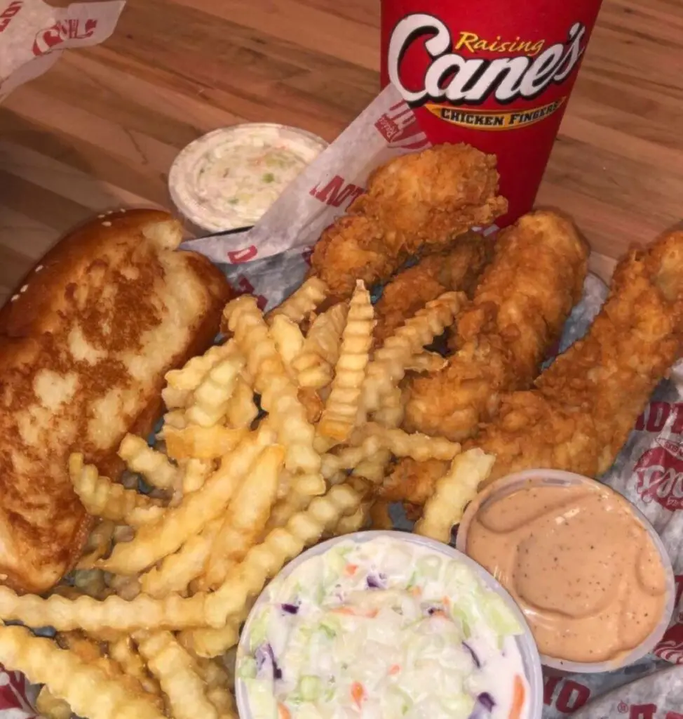 Raising Cane’s Coming to Roosevelt Mall